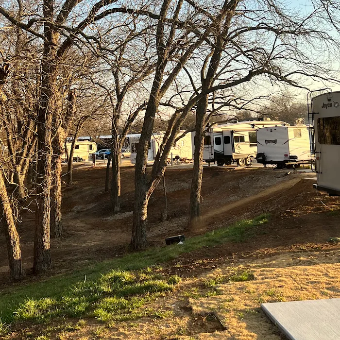 Pecan Hollow RV Park Picture 10