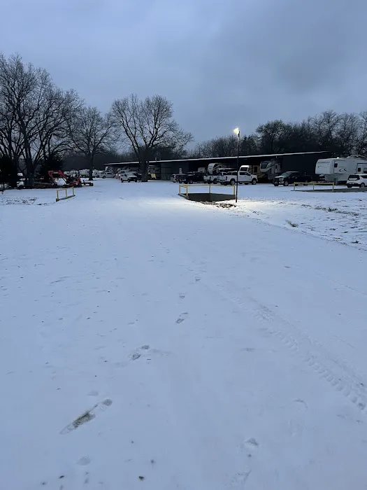 Pecan Hollow RV Park Picture 6