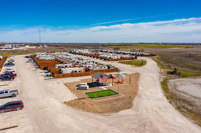 Ventura Luxury RV Community Picture 4