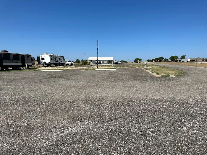 RockSprings 380 RV Park Picture 2