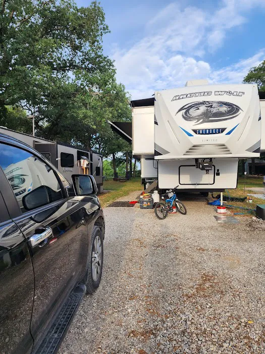 Sun Ridge RV Park Picture 3