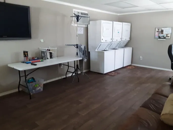 Eagle Mountain RV Park Picture 2