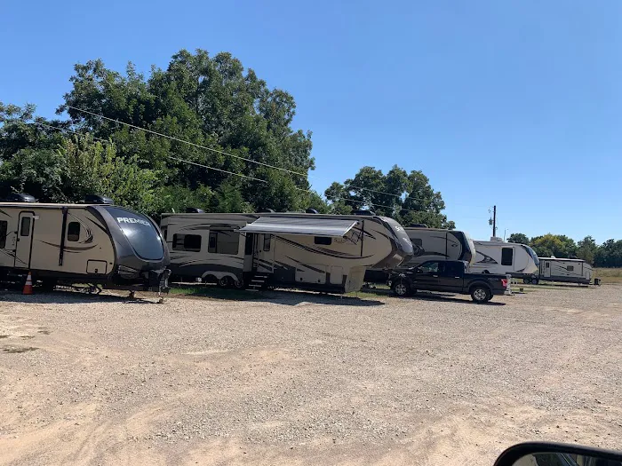 Eagles Nest RV Resort - RV Park Boyd TX Eagle Mountain Lake Picture 9