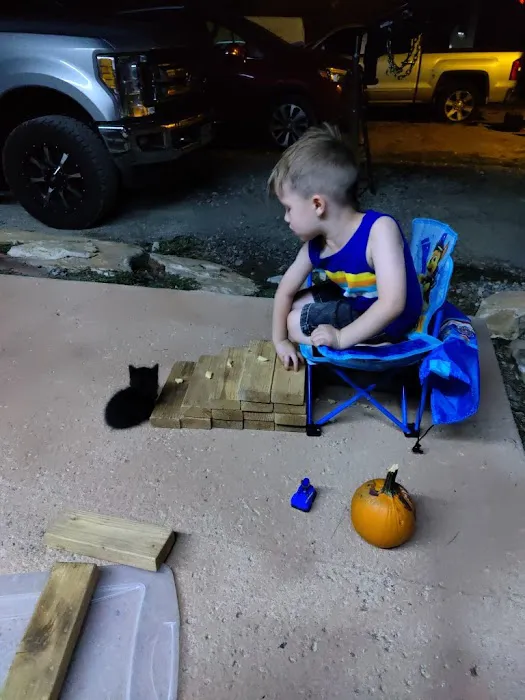 Tired Traveler RV Park Picture 3