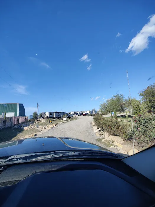 Tired Traveler RV Park Picture 4