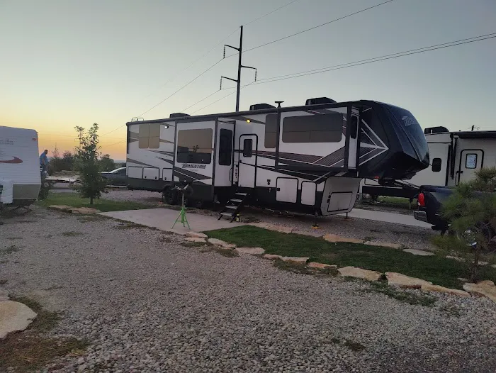 Tired Traveler RV Park Picture 1