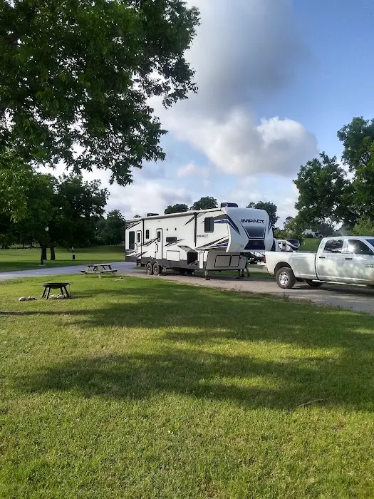 River Valley RV Resort Picture 7