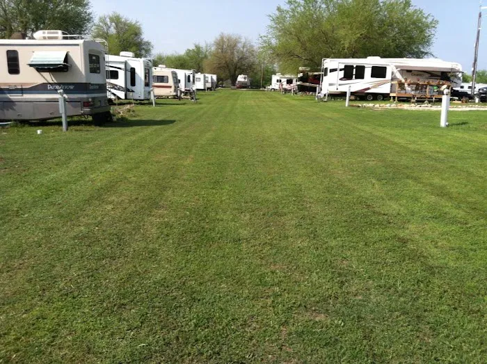 Wagon Master RV Park & Alpaca Farm Picture 10