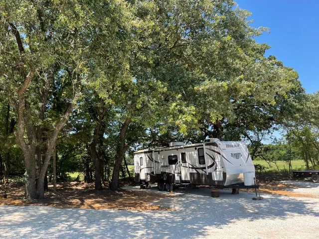 Lake Kiowa RV Park Picture 4