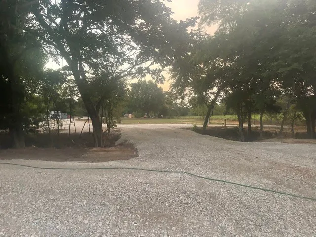 Lake Kiowa RV Park Picture 3