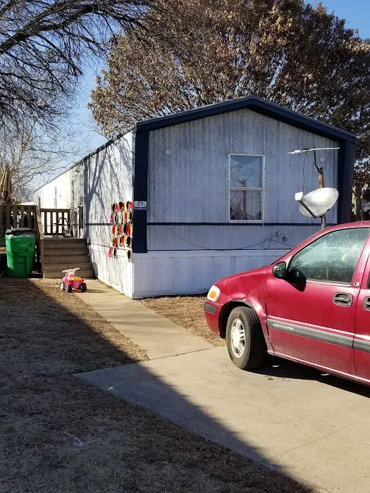 J & L Mobile Home Rentals Picture 6