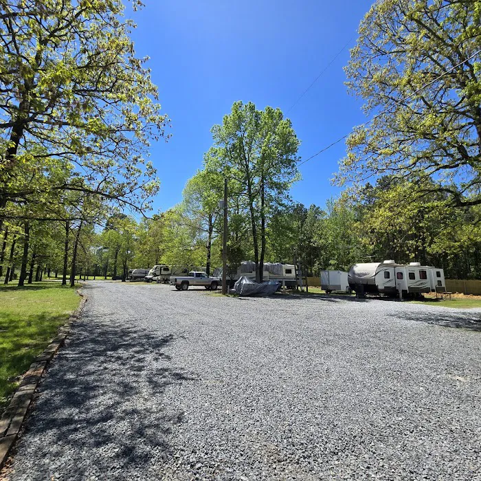 Trail's End RV Retreat Picture 10