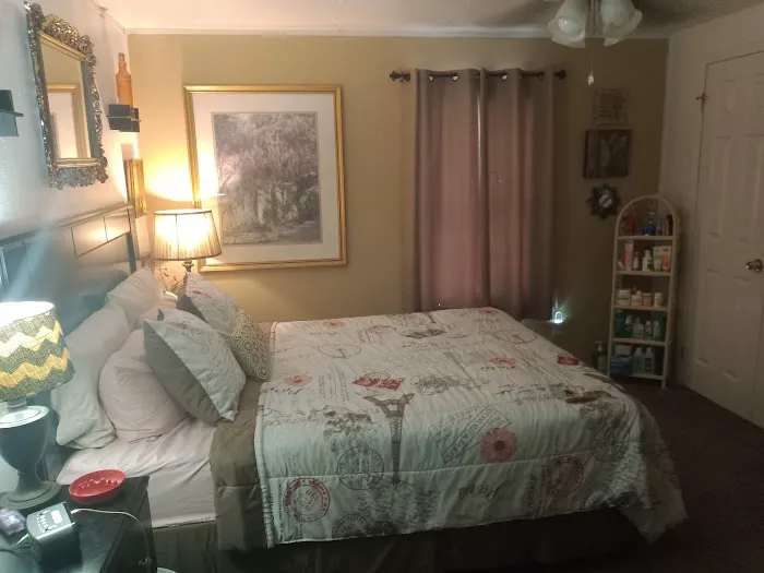 Hillside Bayou Mobile Home Park Picture 8