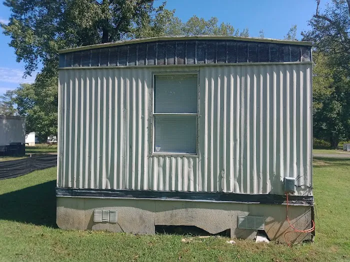 Hillside Bayou Mobile Home Park Picture 4