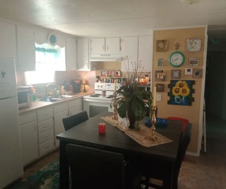 Hillside Bayou Mobile Home Park