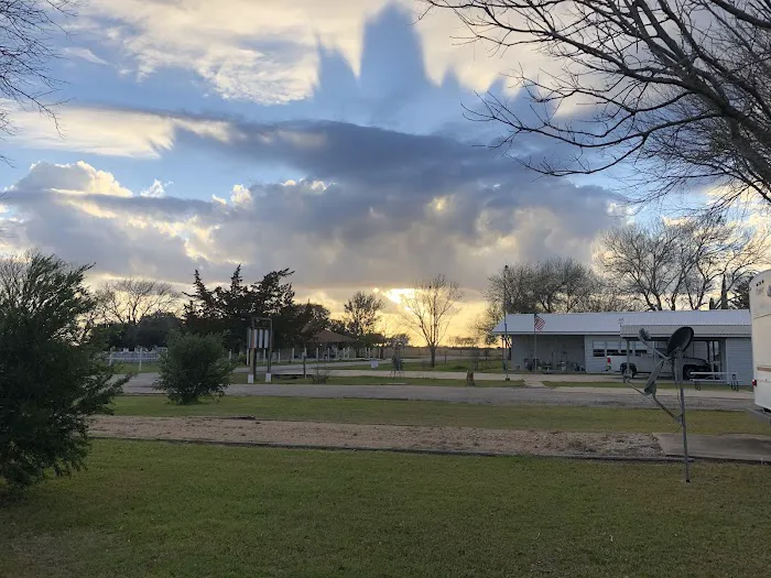 Mitchfield RV Park Picture 3