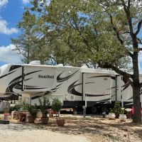 Eagle's Summit RV Park, Bastrop, Texas ico