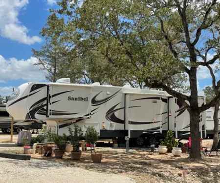 Eagle's Summit RV Park, Bastrop, Texas