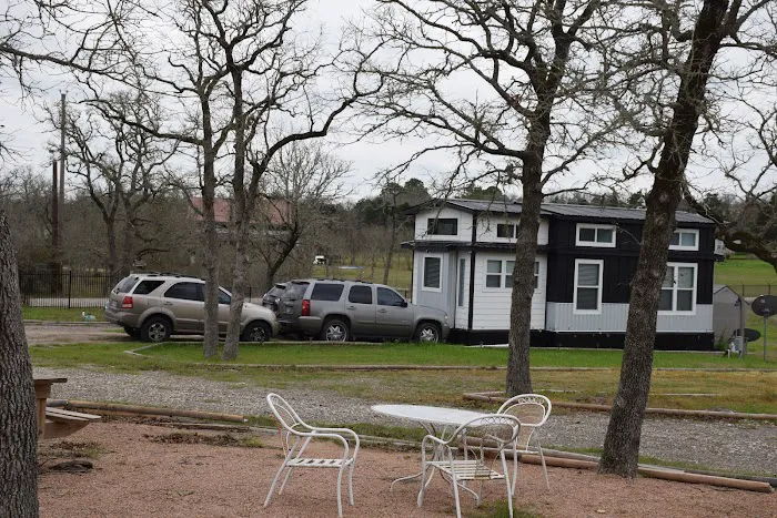 Bluebonnet Tiny Homes Picture 1