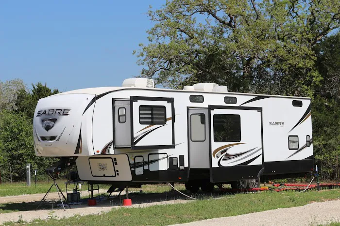 StaRV Park | RV Pads and Apartments Picture 10