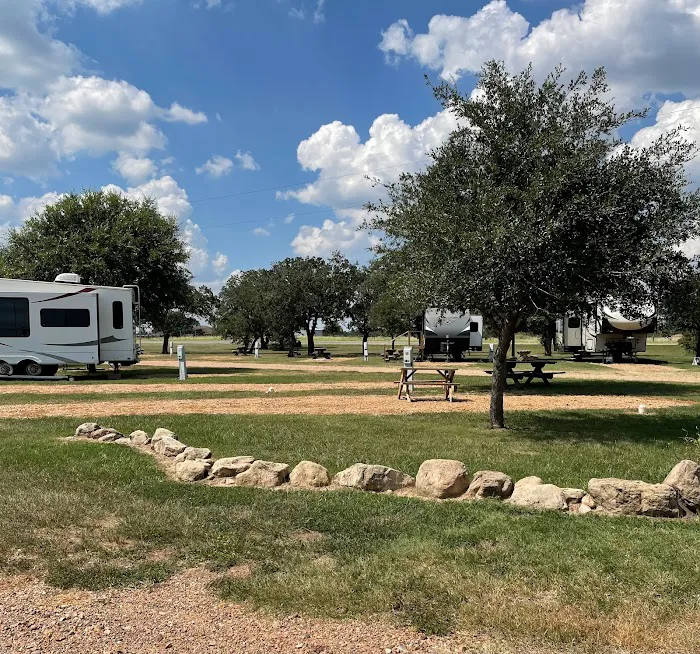 Rollin Inn RV Park Picture 9