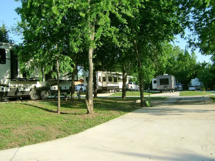 Scissortail RV Park Picture 6