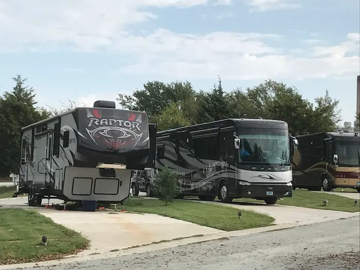 Scissortail RV Park Picture 7