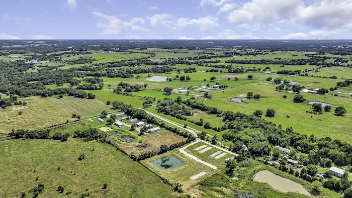 Sweet Home RV/Mobile Home Resort Picture 9