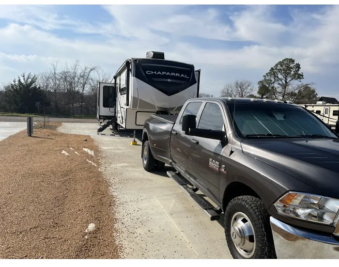 Texoma RV Ranch Picture 4