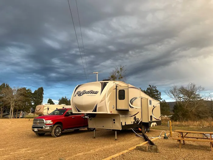 Highway 2 RV Park Picture 2