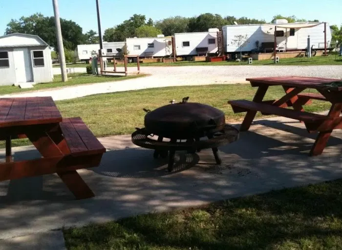 Country Place MHP Picture 3