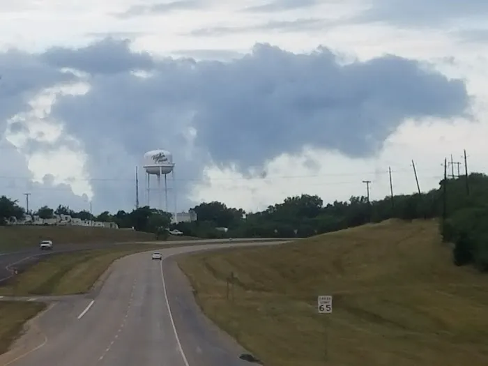 Four Winds RV Park Picture 2