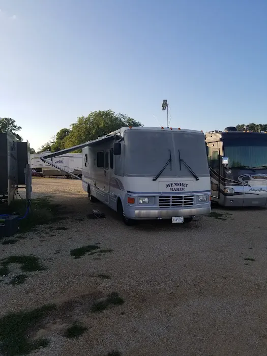 Old Settlers RV Park Picture 2