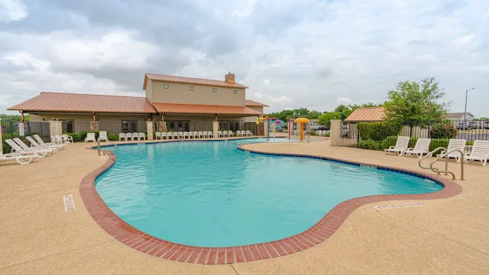 River Ranch Picture 4