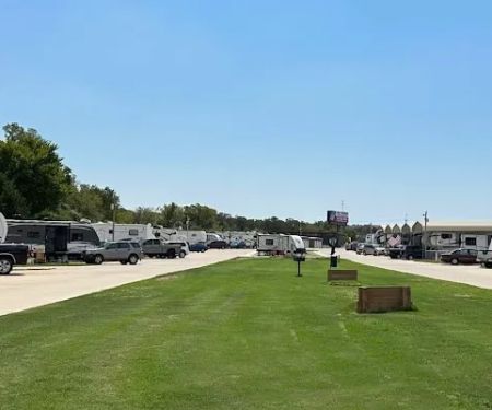Valley Rose Rv Park & Storage