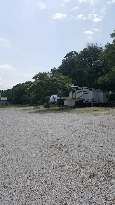 Double Duty Ranch RV Park Decatur TX (GATED) BY APPOINTMENT ONLY Picture 9