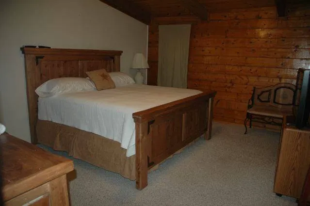 Hoof Prints Ranch Picture 7