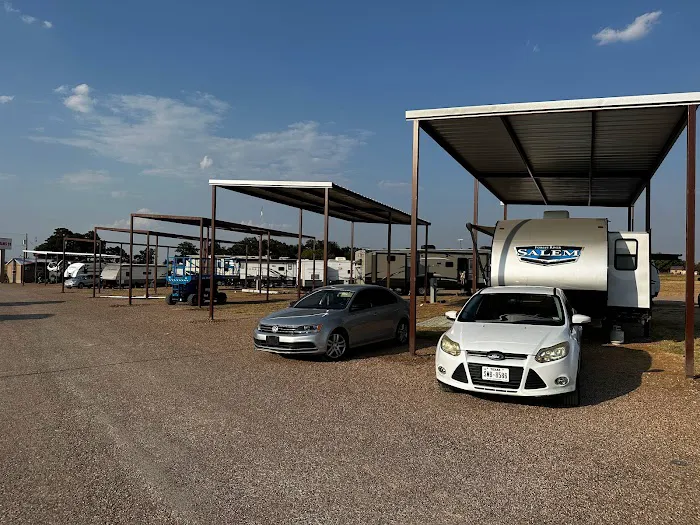 Quiet Country RV Park Picture 8