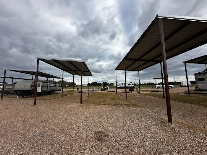 Quiet Country RV Park Picture 4