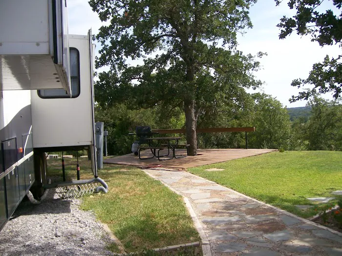 Eagle's Nest RV Park Picture 4