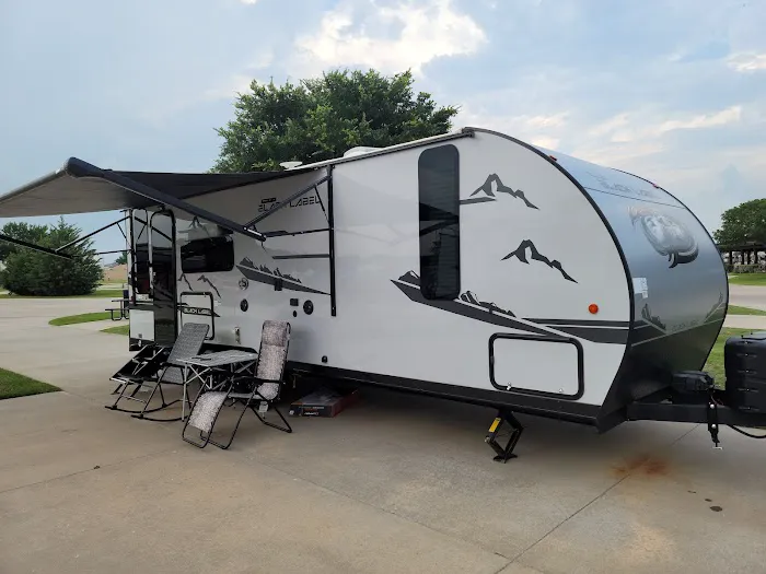 Fun Town RV Park at WinStar Picture 5
