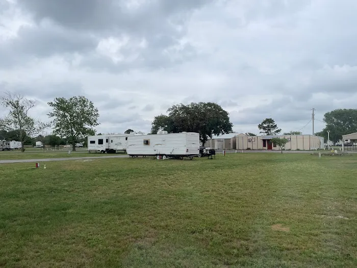 Red River Ranch Rv Resort Picture 6