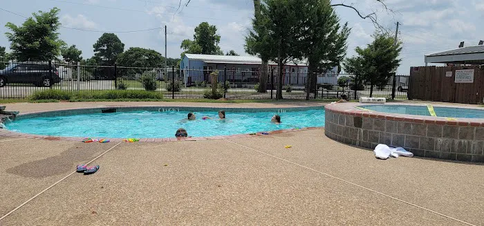 Red River Ranch Rv Resort Picture 3