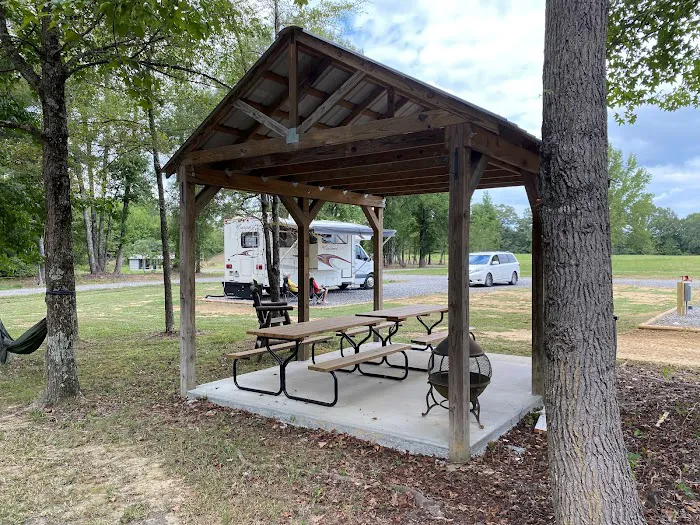 Fort Javelin RV Park Picture 9