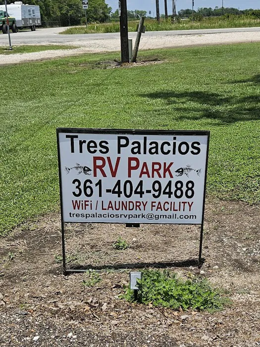 Tres Palacios R.V. Park Picture 2