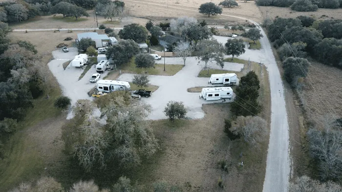 Harv's Paradise RV Oasis on the River Picture 10