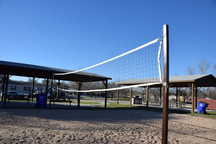 Dessau Fountain Estates Manufactured Home Community Picture 6