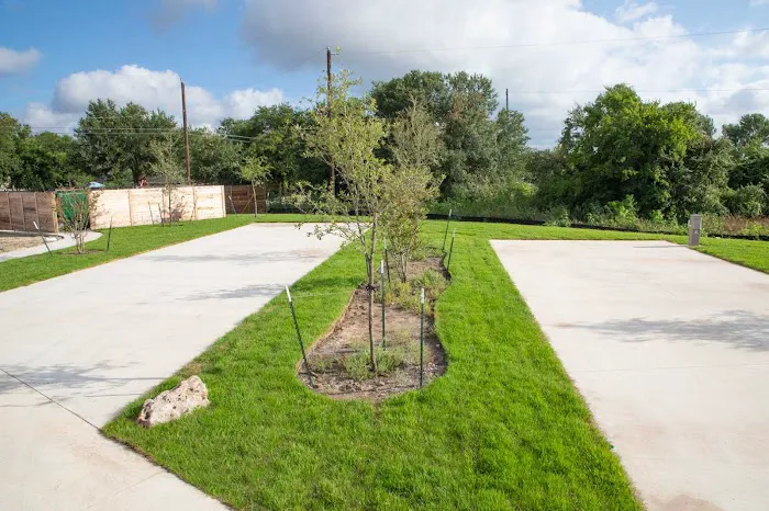 Meadow Lane RV Park Picture 2