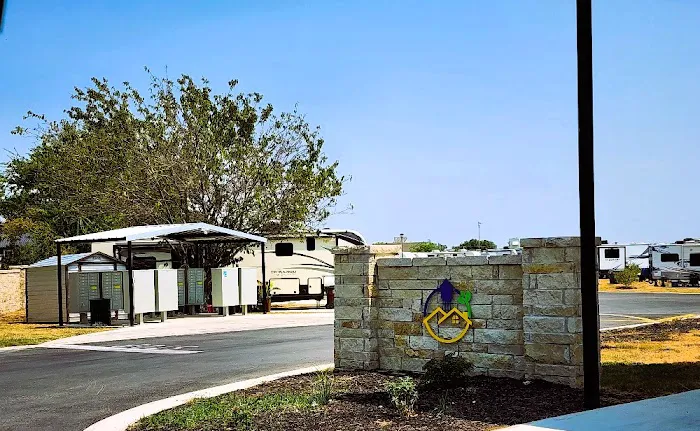 Blessing Community and RV Park Picture 3