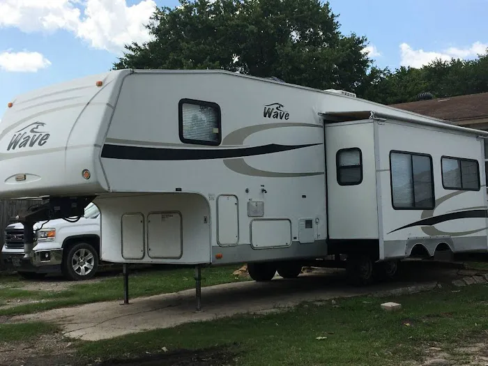 Gone Fishin RV park Picture 6